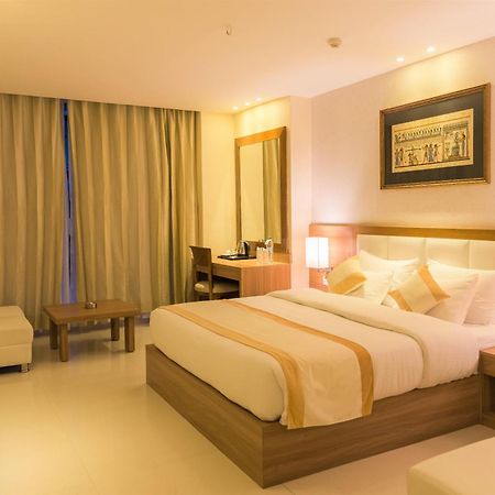 Sangai Continental Hotel Imphal Exterior photo