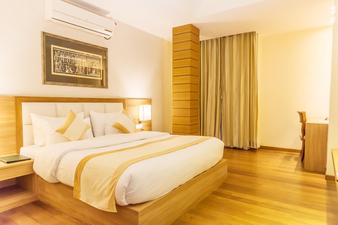 Sangai Continental Hotel Imphal Exterior photo