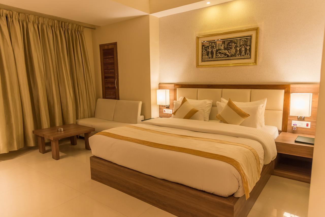 Sangai Continental Hotel Imphal Exterior photo
