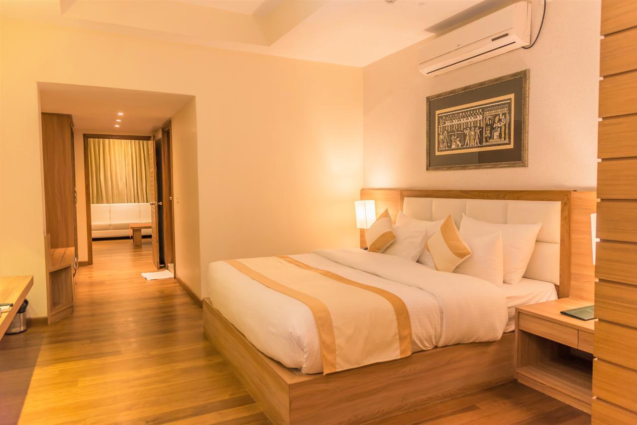 Sangai Continental Hotel Imphal Exterior photo