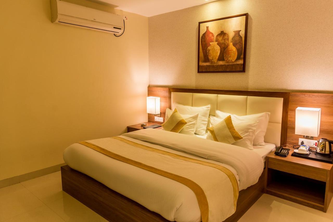 Sangai Continental Hotel Imphal Exterior photo